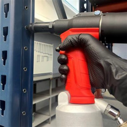 RIV930 REMACHADORA OLEONEUMÁTICA PARA TUERCAS DE M3 A M12